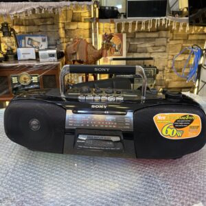Vintage Shop 35 Sony Boombox